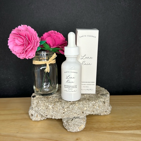 Earth Harbor Luna Rain Phyto-Resurfacing Night Serum - Picture 9 of 9